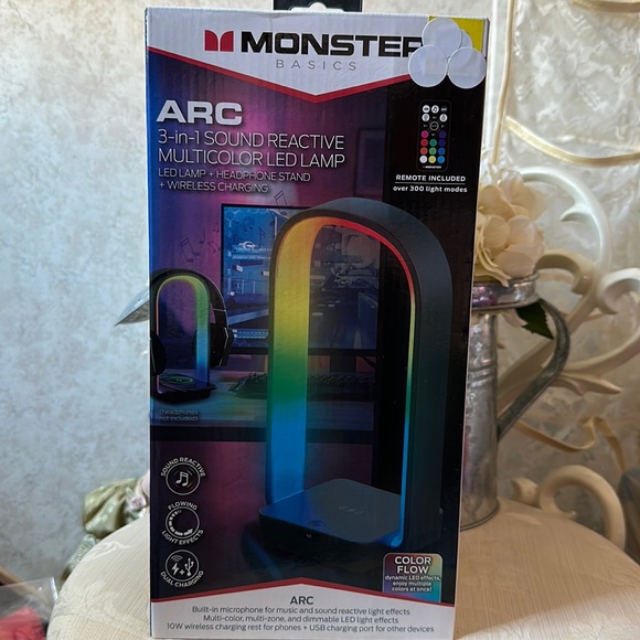 COPY - 3-in-1 sound reactive multicolor LED LAMP+HEADPHONE STAND+WIRELESS CHARG… - Picture 1 of 7
